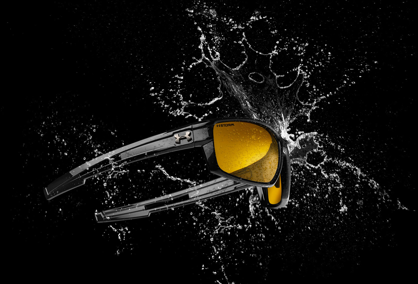 Accessories photography - Under Armour eyewear water splash